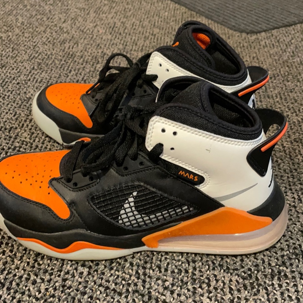 Nike Jordan Mars